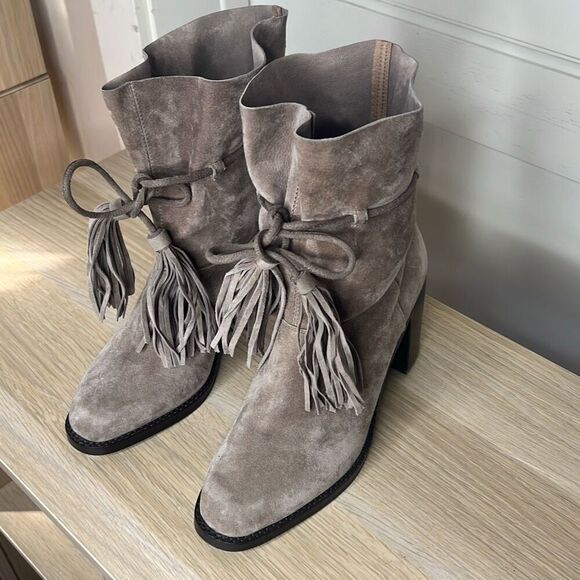 Jeffrey Campbell Laforge Suede Ankle Boots Size 8.5 Taupe Anthropologie - Picture 4 of 8